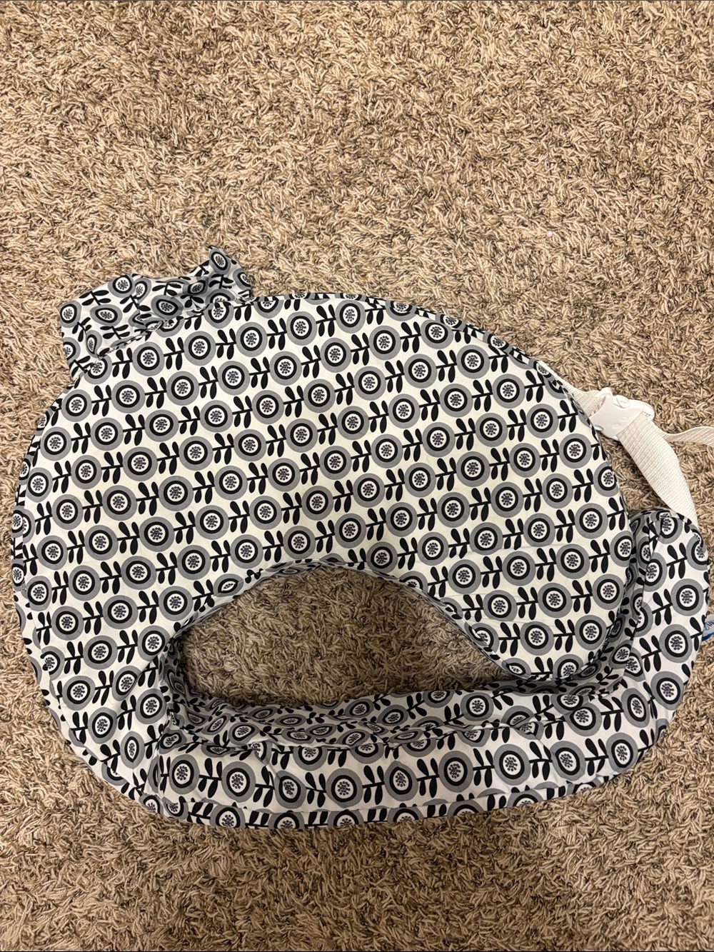 My Brest Friend Black and White Patterned Nursing Pillow